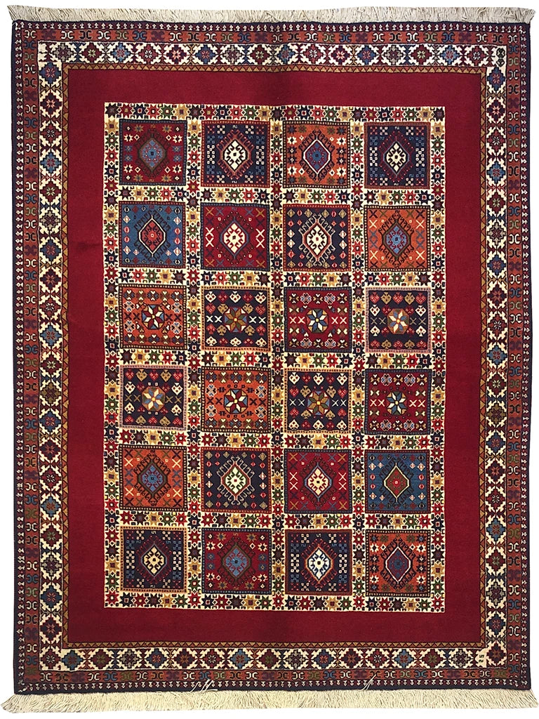 153 cm x 192 cm