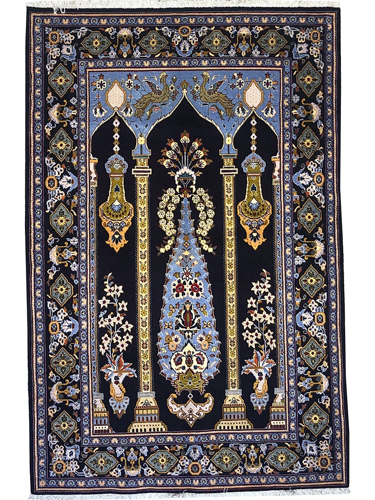137 cm x 208 cm