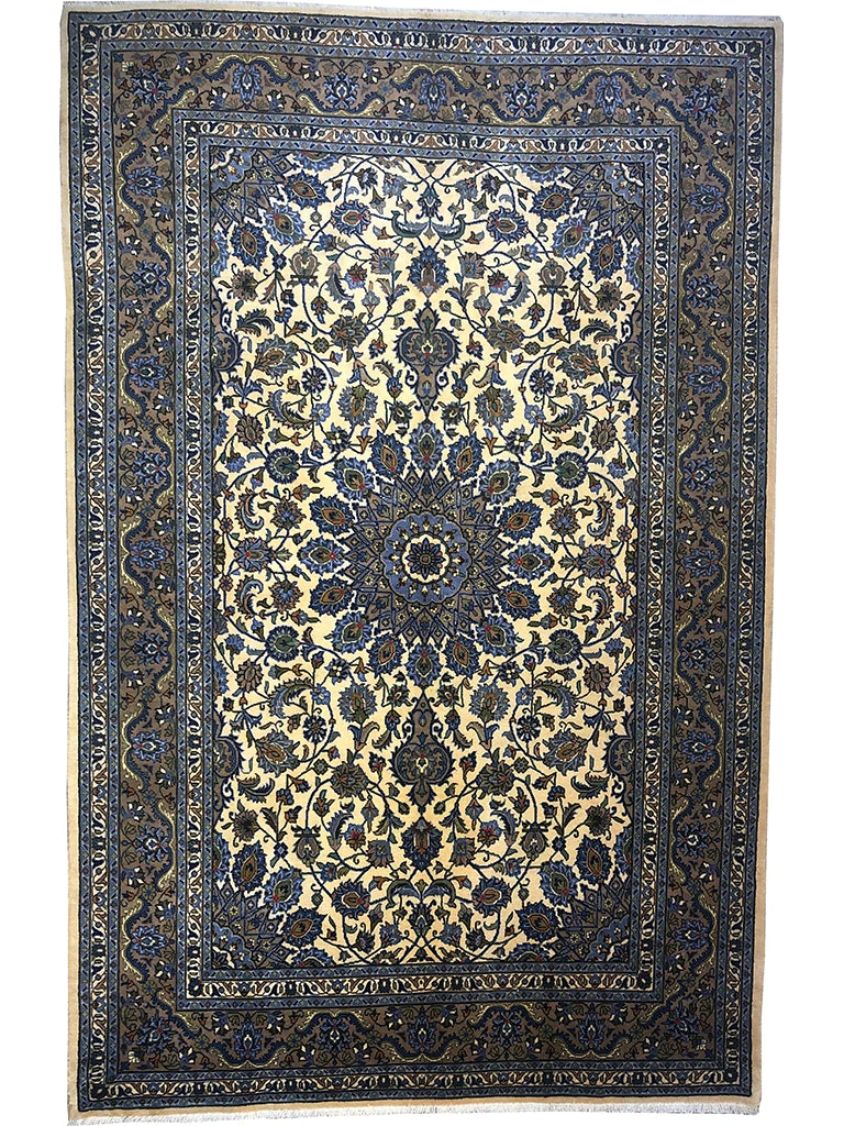 198 cm x 305 cm