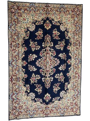 245 cm x 335 cm