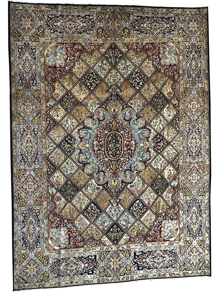 300 cm x 415 cm