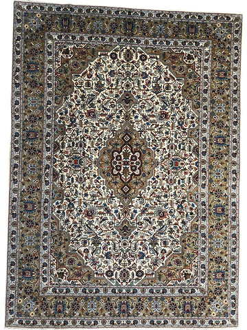 267 cm x 368 cm