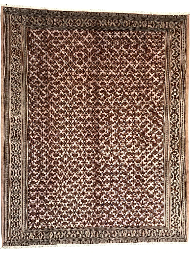 300 cm x 372 cm