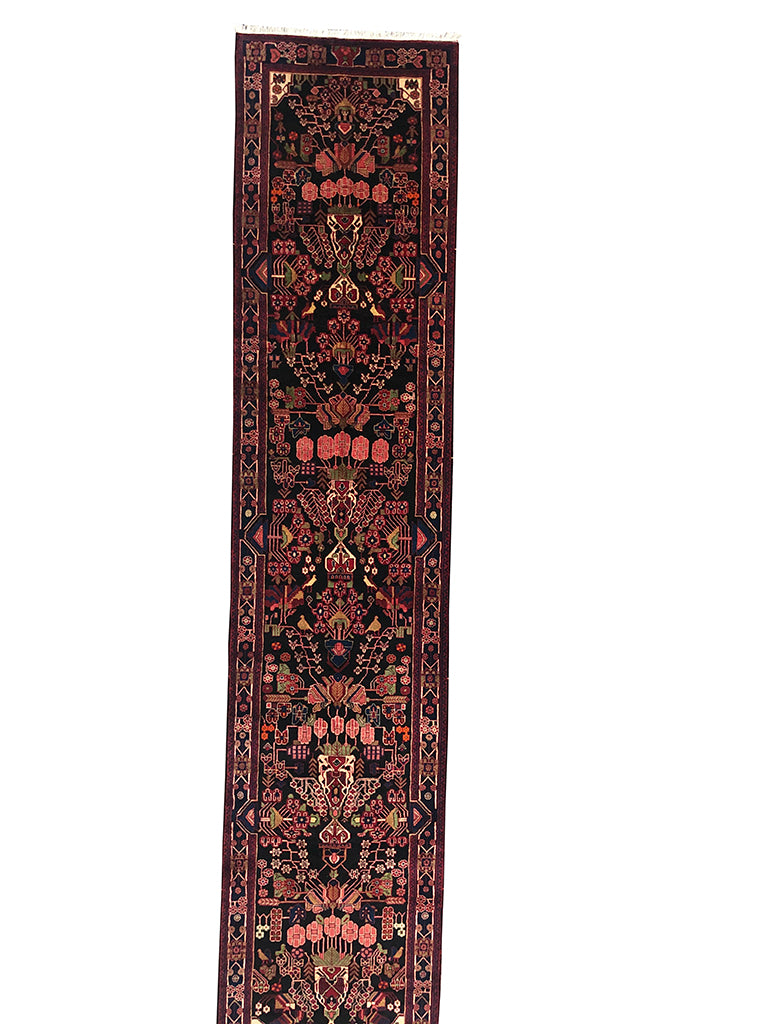 484 cm x 104 cm