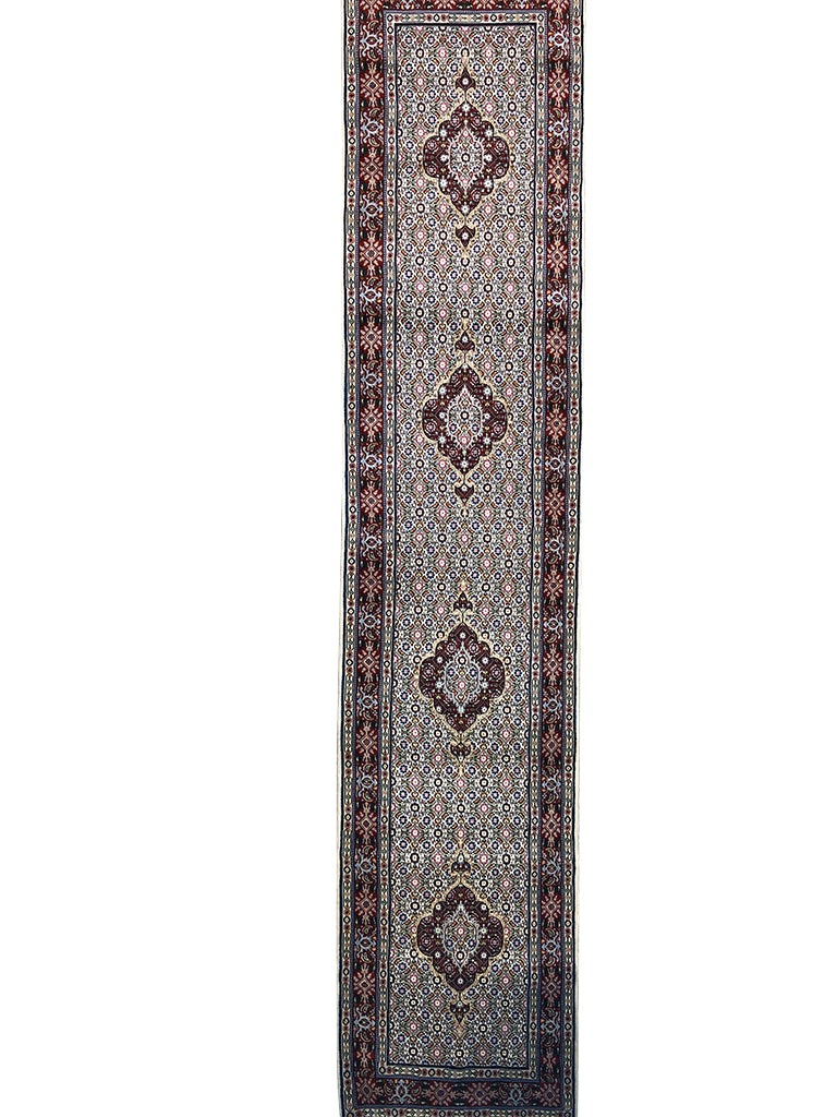 83 cm x 392 cm