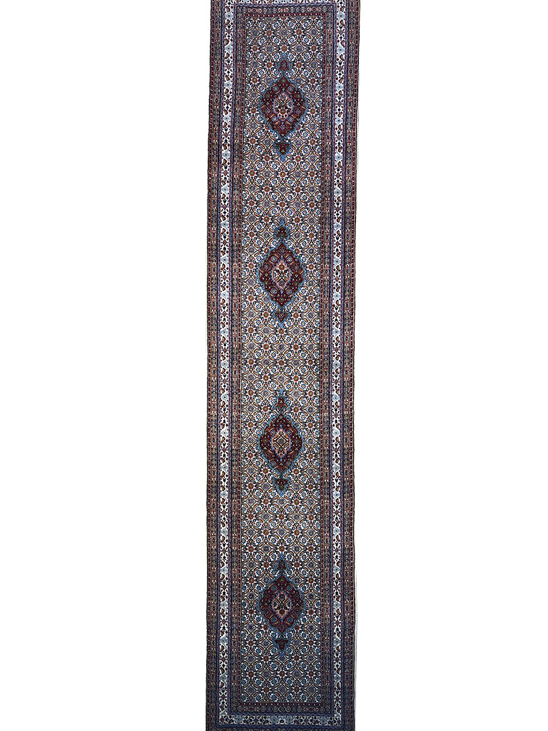 78 cm x 394 cm