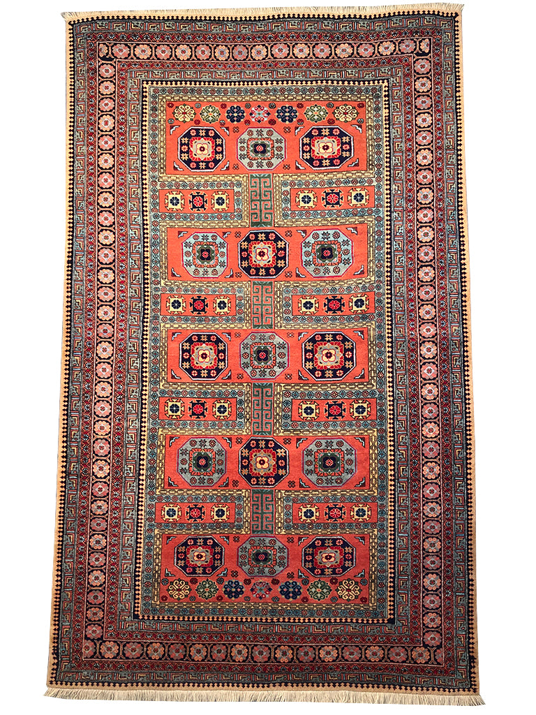 193 cm x 320 cm