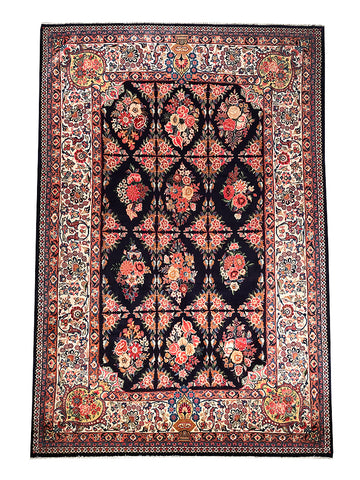 222 cm x 338 cm