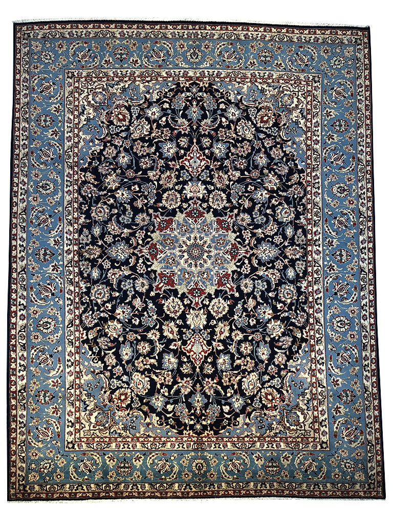 250 cm x 335 cm
