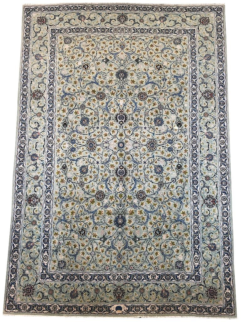 280 cm x 410 cm