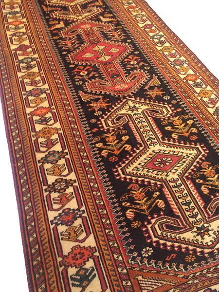 Fine Persian Shiraz Runner - 105 cm x 430 cm – Rug Gallery